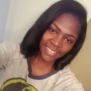 Meet your Posher, Tomeka